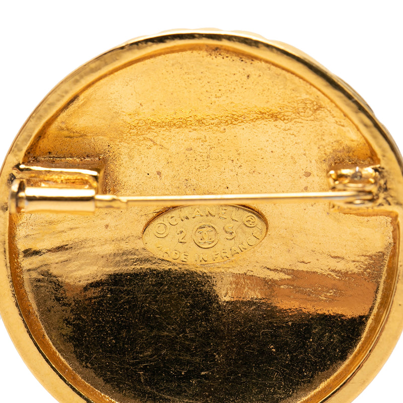 CC Gold Plated Quilted Round Brooch - Image 3