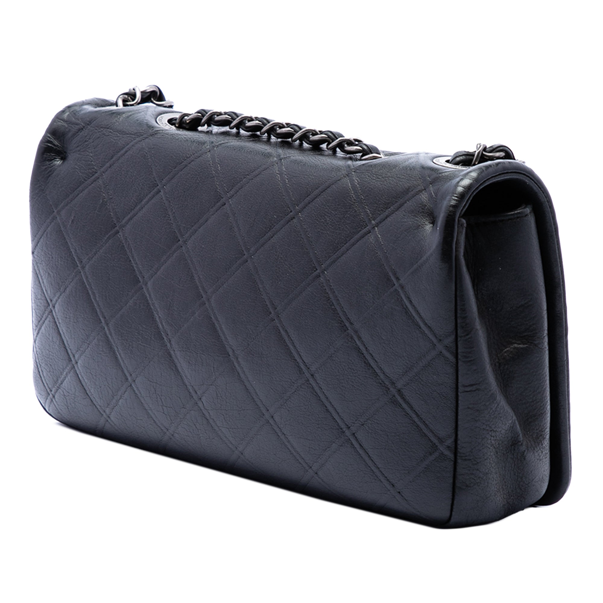 Medium Diamond Embossed Calfskin New Chic Flap - Image 2