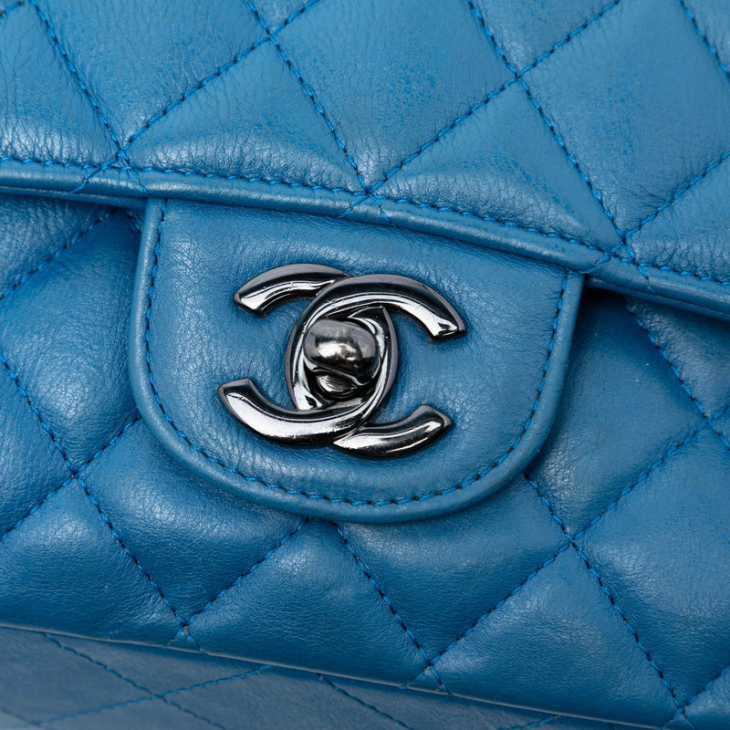 Medium Classic Calfskin Double Flap - Image 6