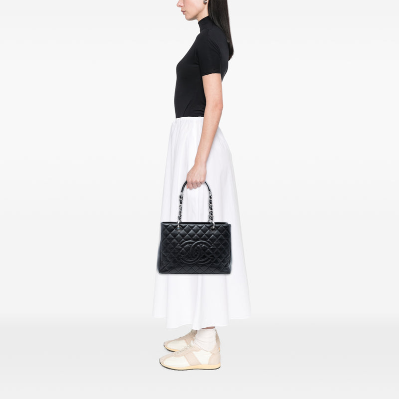 Caviar Grand Shopping Tote - Image 7