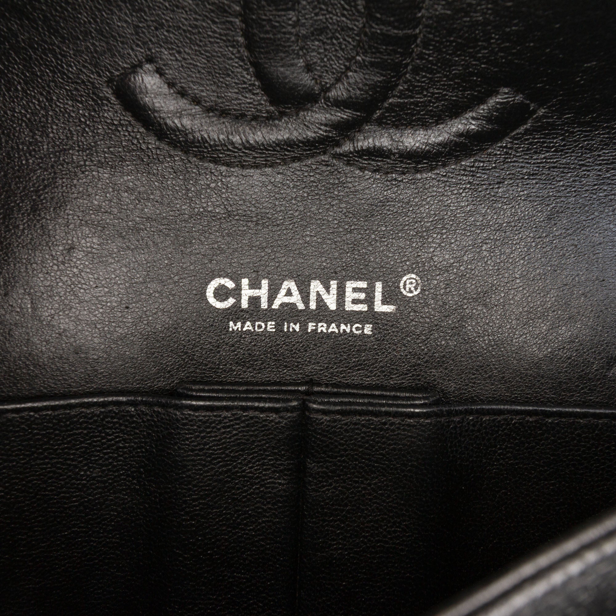 Medium Classic Caviar Double Flap - Image 5