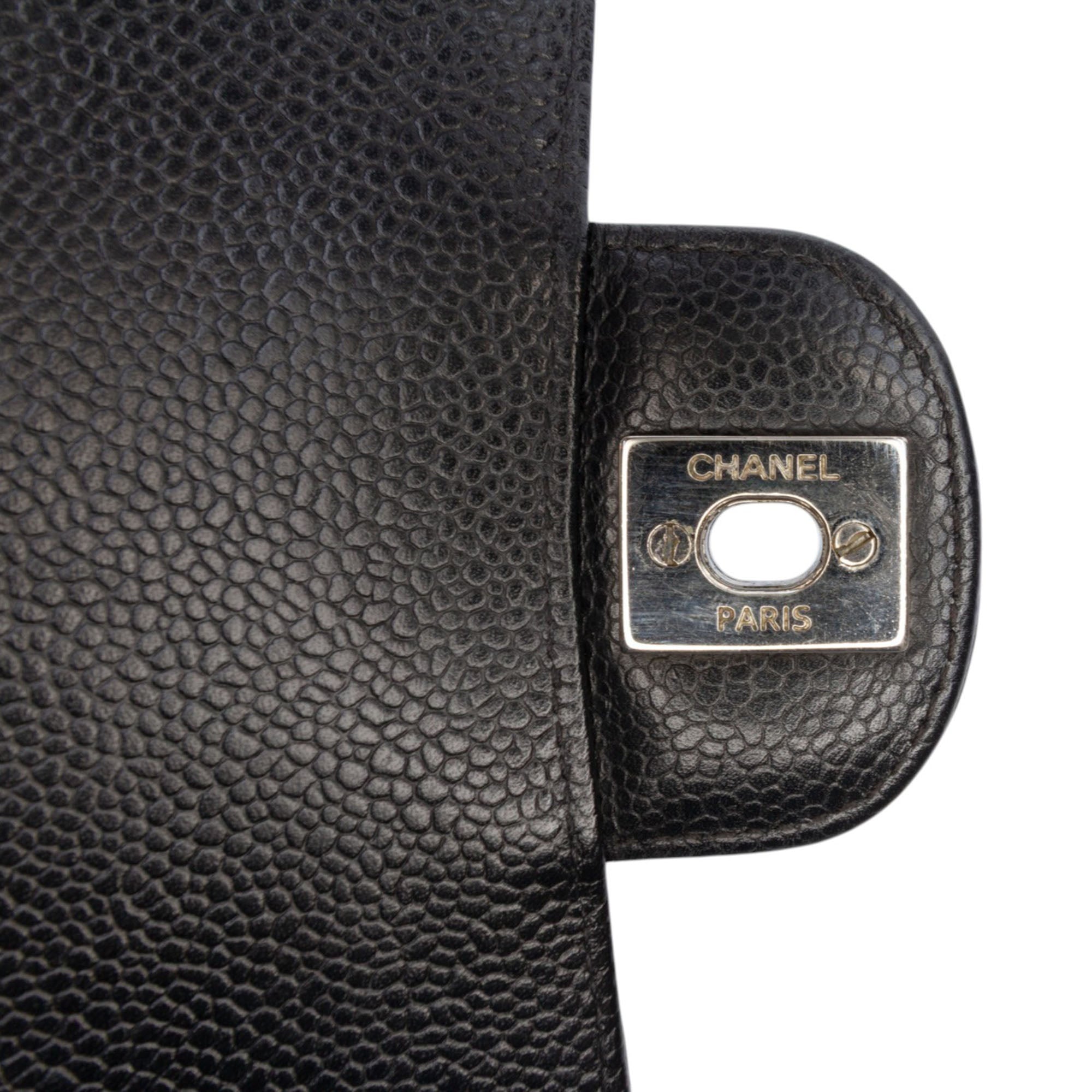 Medium Classic Caviar Double Flap - Image 7