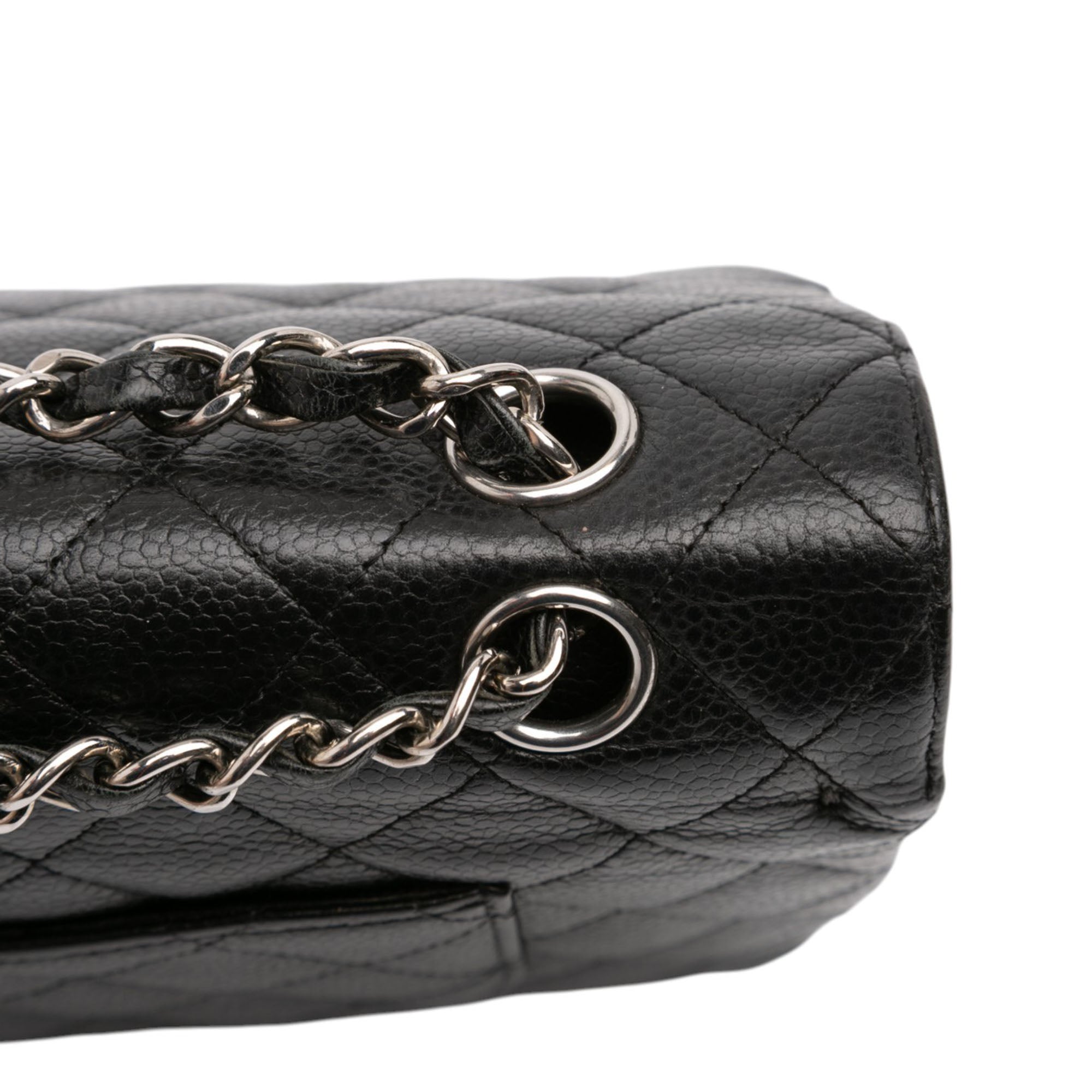 Medium Classic Caviar Double Flap - Image 9