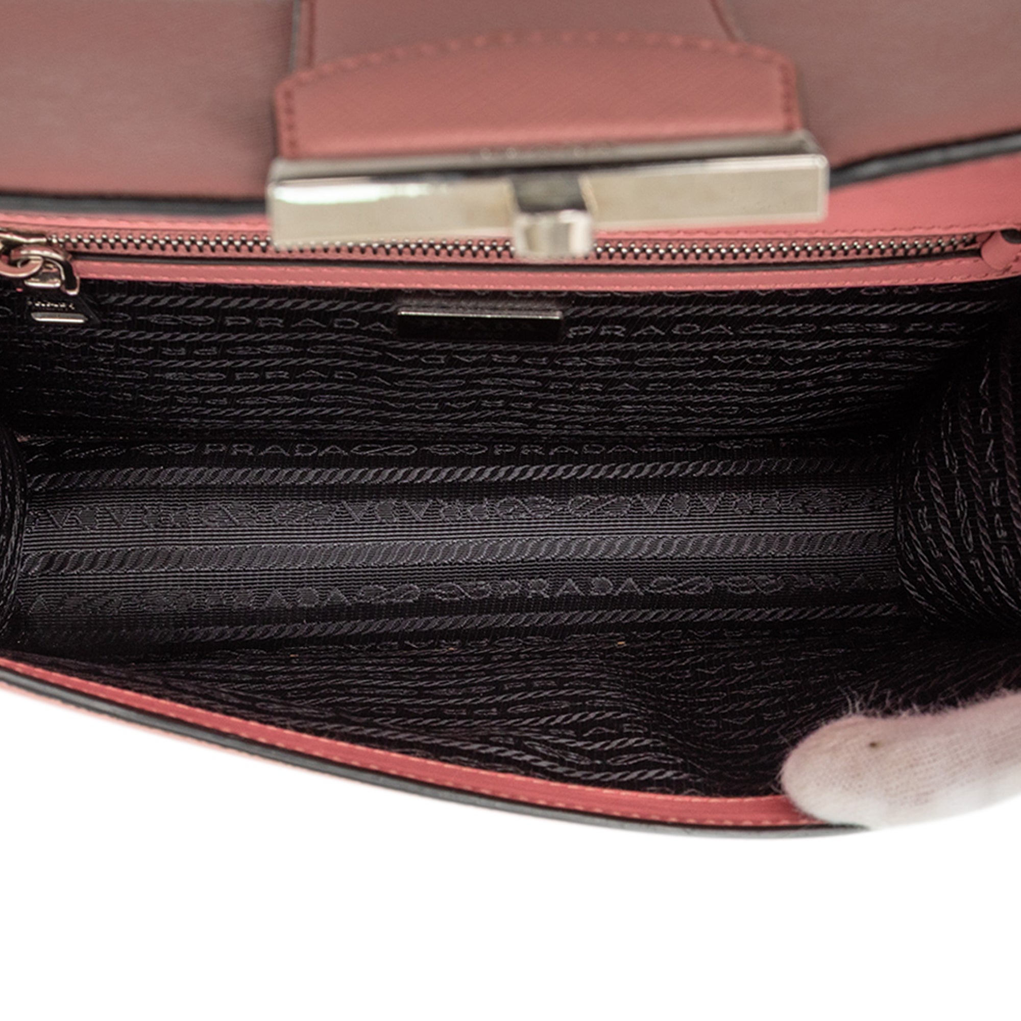 Small Saffiano Sound Lock Chain Crossbody - Image 4