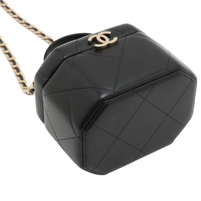 CC Quilted Lambskin Hexagon Top Handle Vanity Case - Image 6