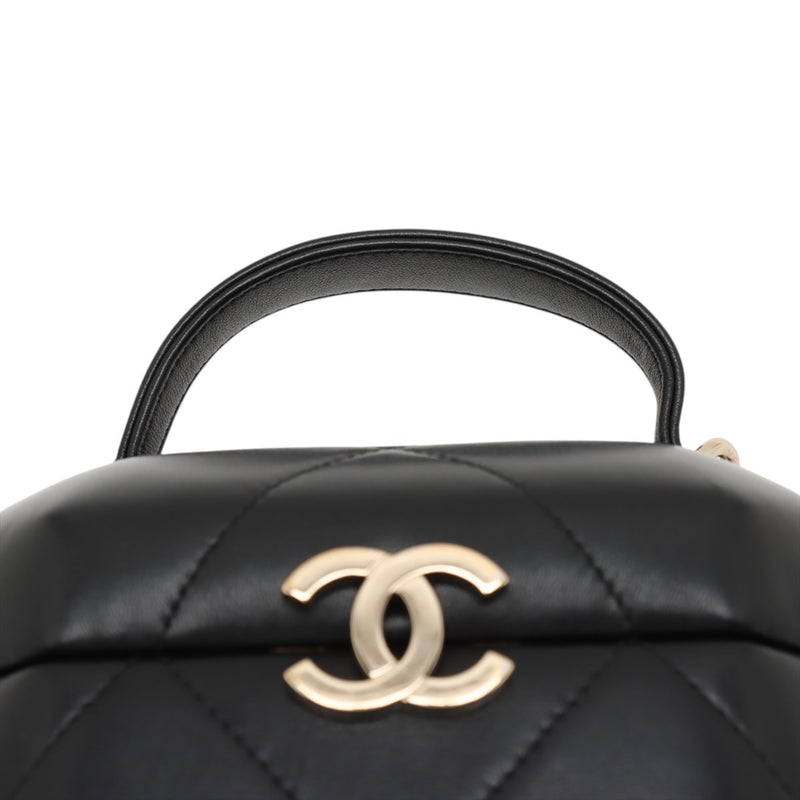 CC Quilted Lambskin Hexagon Top Handle Vanity Case - Image 8