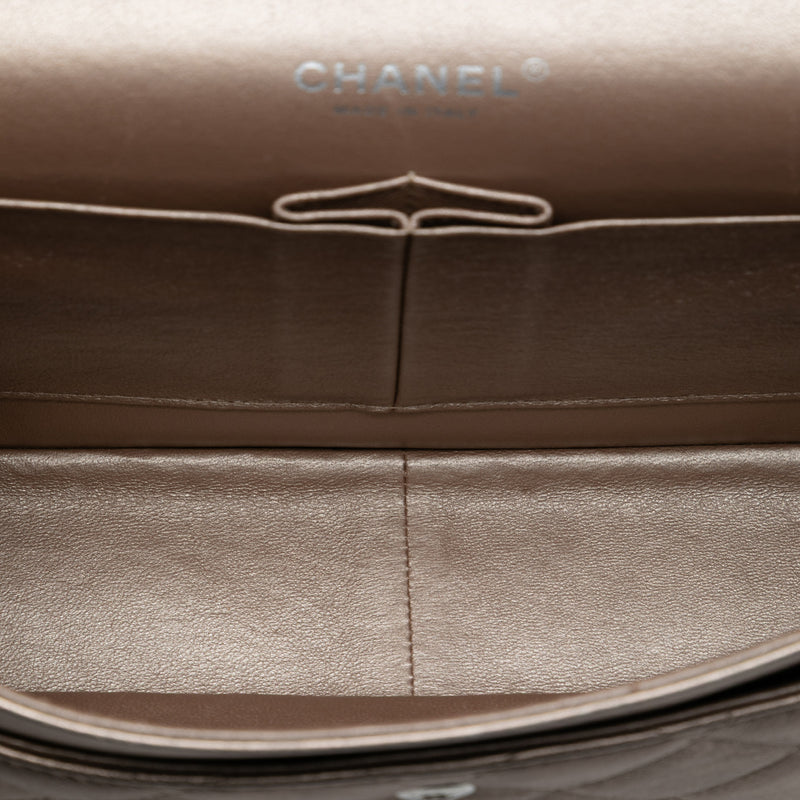 Jumbo Classic Metallic Lambskin Double Flap - Image 4