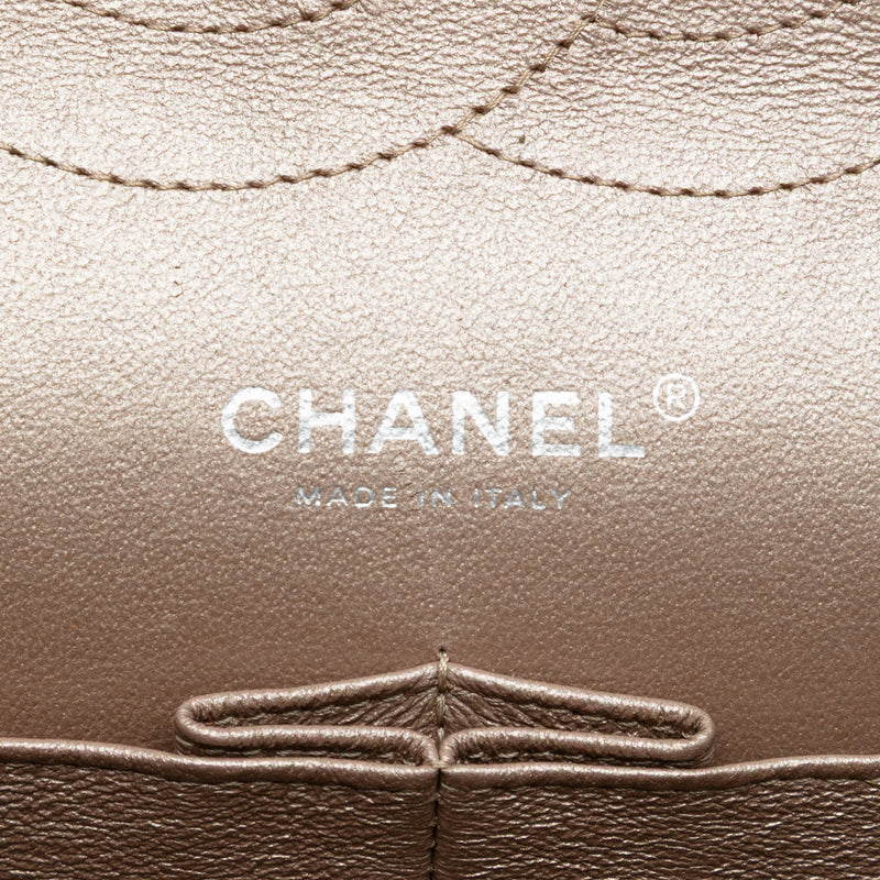 Jumbo Classic Metallic Lambskin Double Flap - Image 5