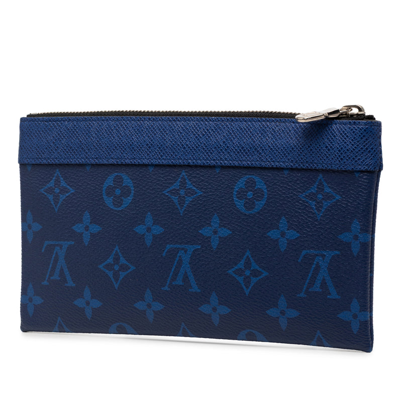 Monogram Taigarama Pochette Discovery PM - Image 2
