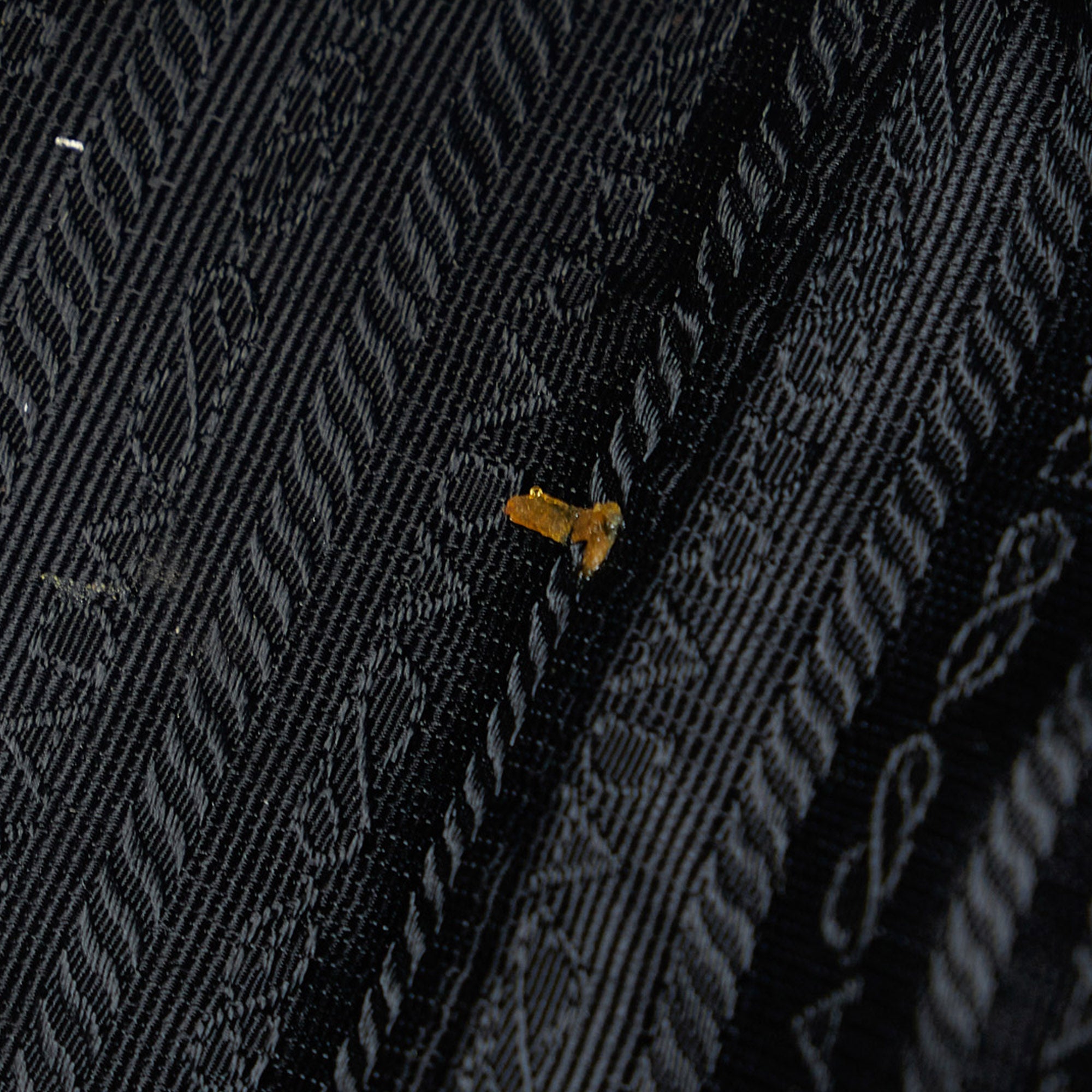 Tessuto Buckle Messenger Bag - Image 11