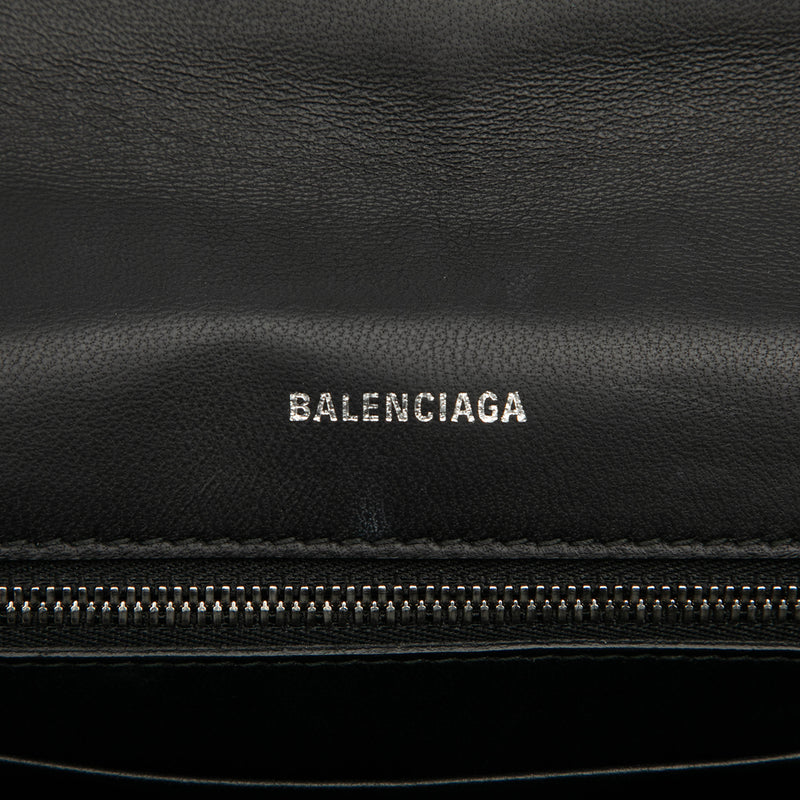 Leather Everyday Wallet on Chain - Image 5
