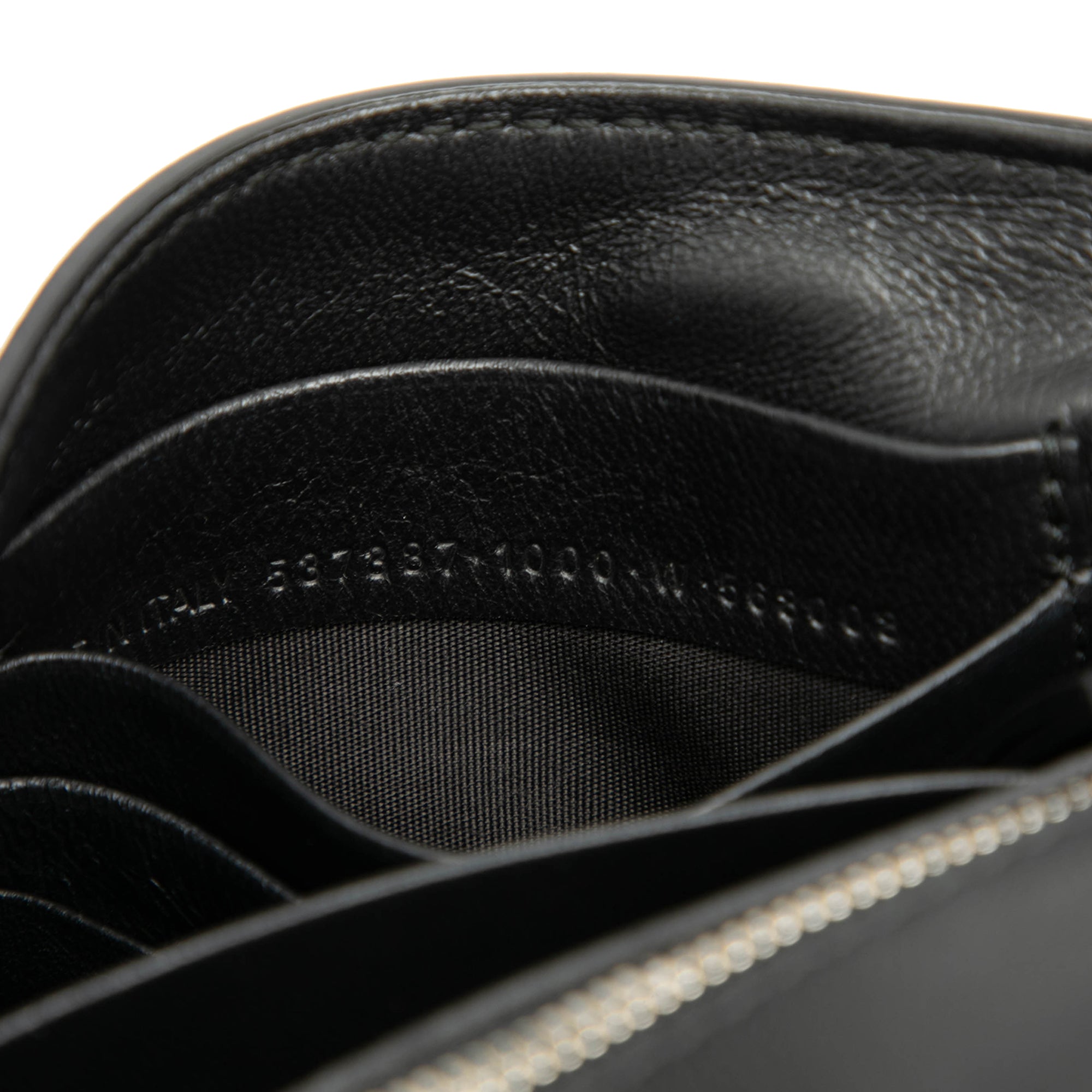 Leather Everyday Wallet on Chain - Image 6
