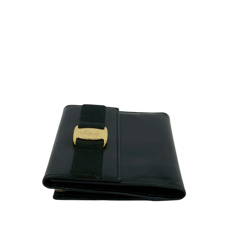 Leather Vara Trifold Wallet - Image 10