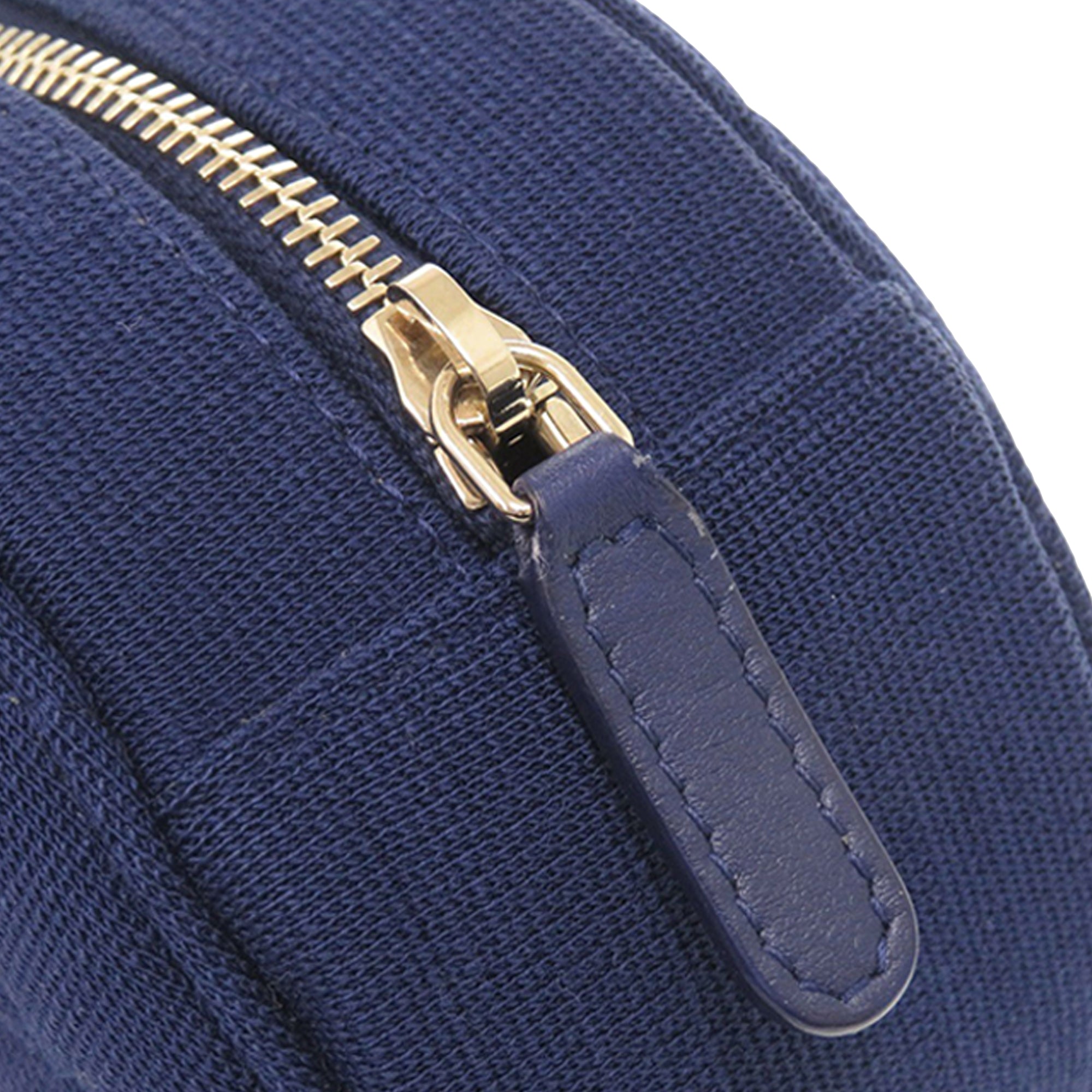 CC Quilted Jersey Round Clutch with Chain - Image 9