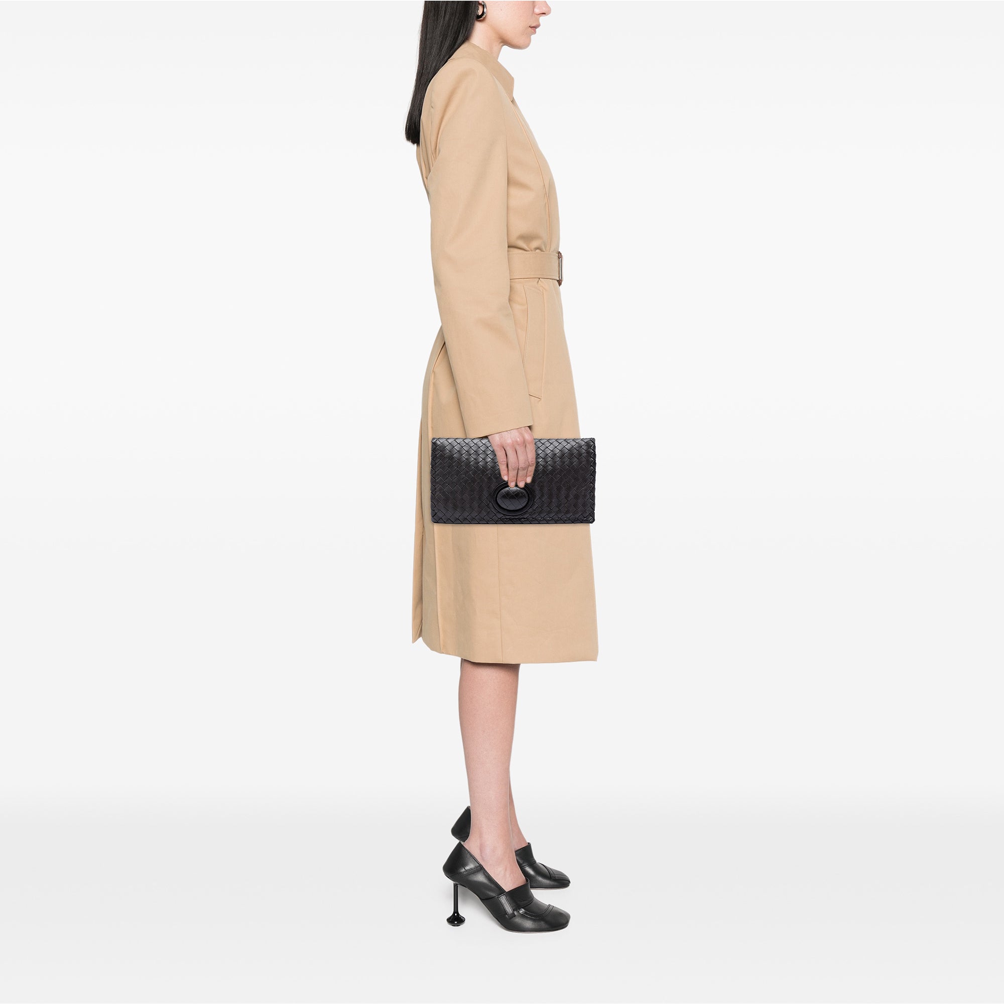 Nappa Intrecciato Turn Lock Clutch - Image 5