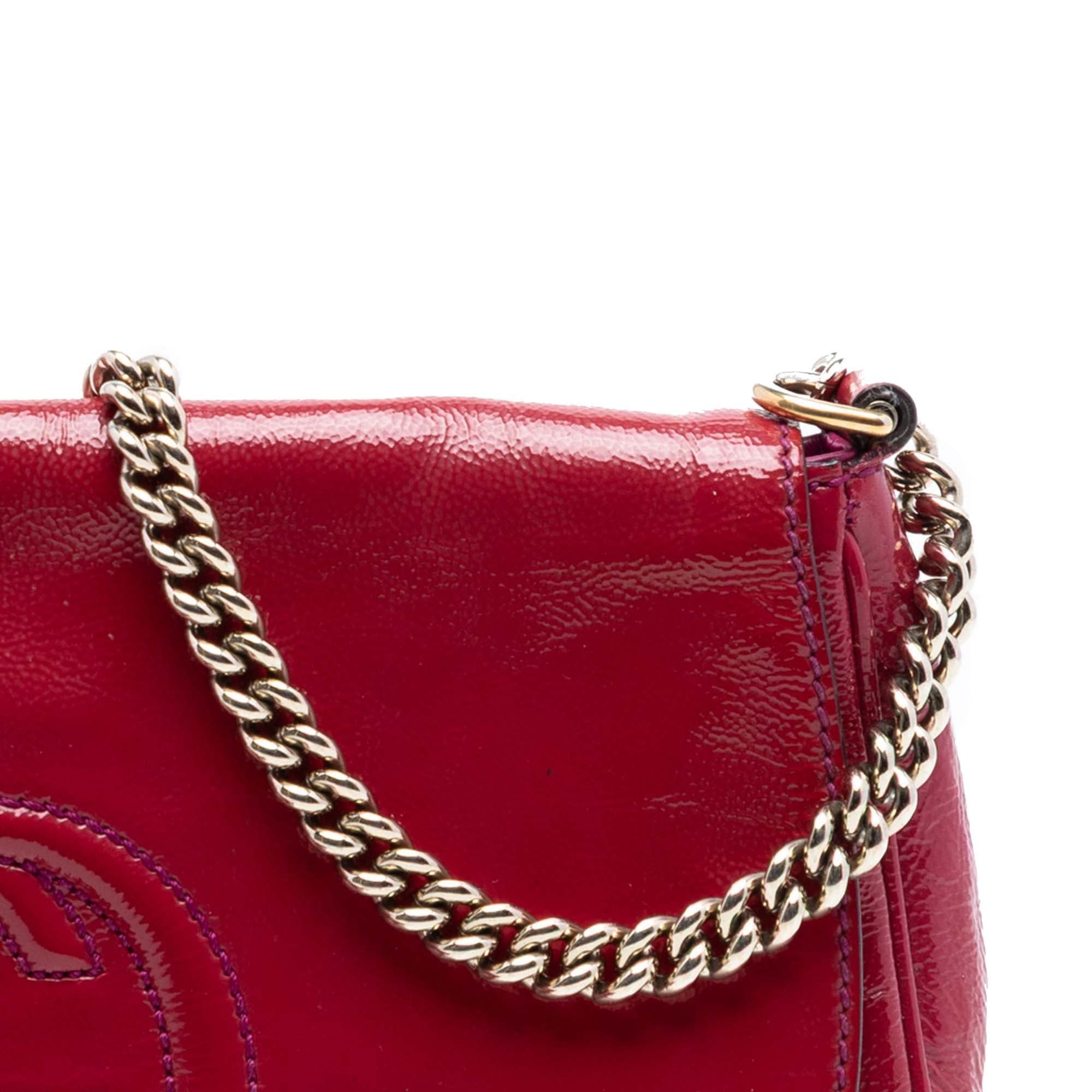 Medium Patent Soho Chain Flap Crossbody - Image 7
