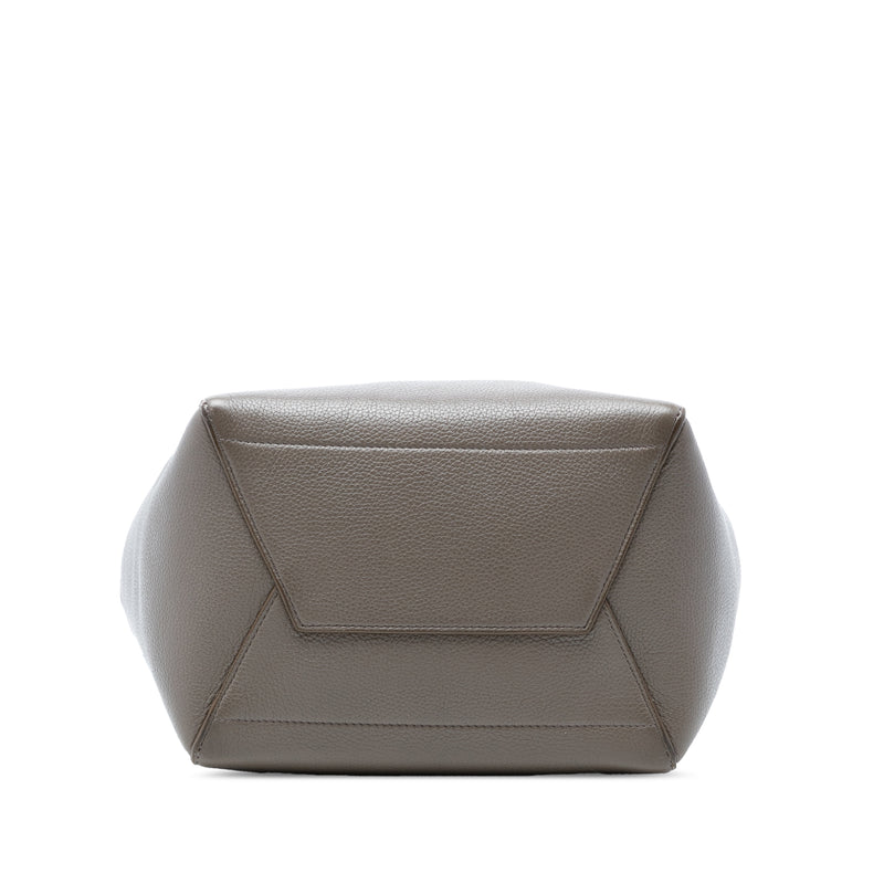 Medium Leather Seau Sangle Bucket Bag - Image 3