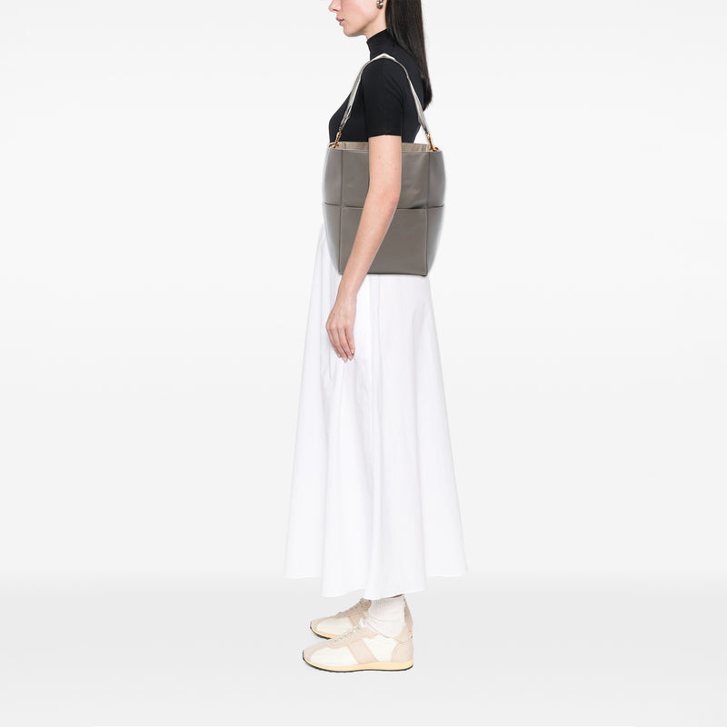 Medium Leather Seau Sangle Bucket Bag - Image 7