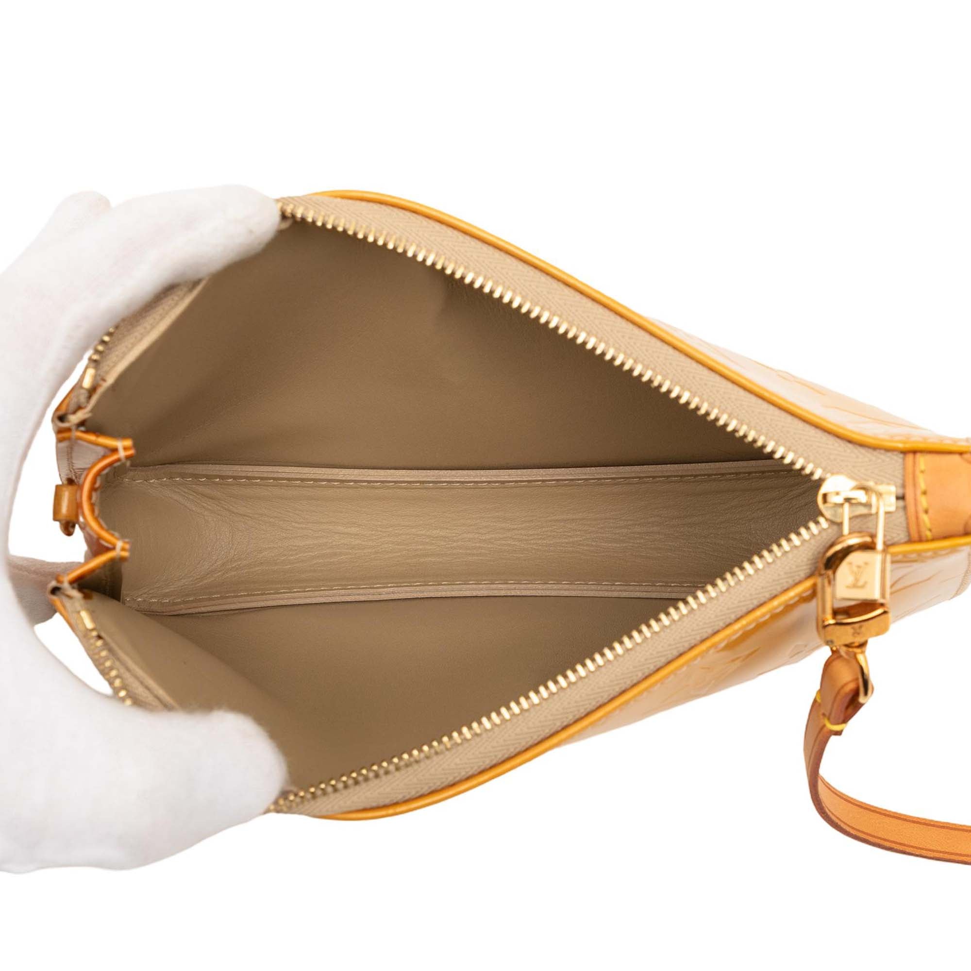 Monogram Vernis Pochette Lexington - Image 4