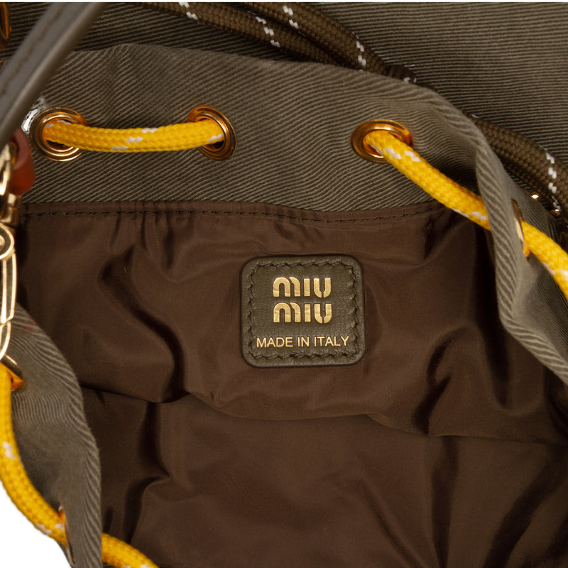 Re Nylon Gabardine Bucket Bag - Image 5