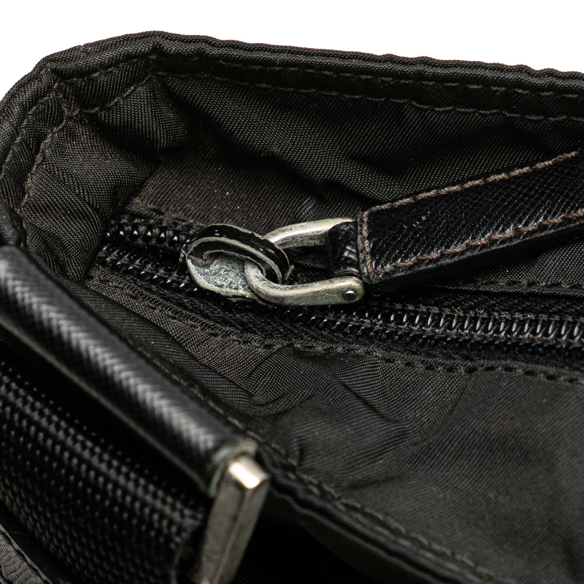 Tessuto Zip Top Crossbody - Image 8