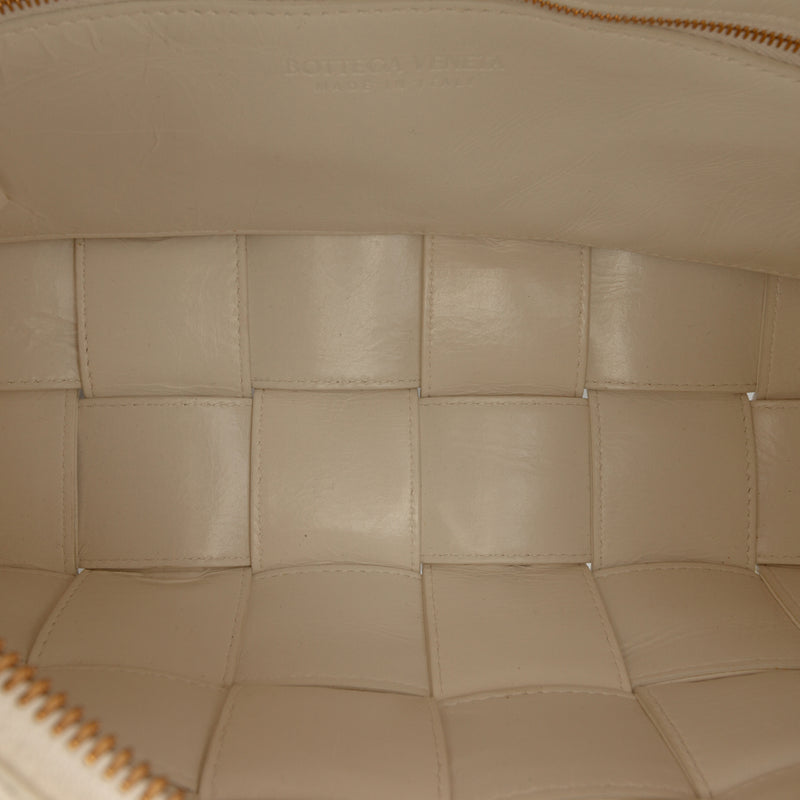 Calfskin Intreccio Plisse Cassette Shoulder Bag - Image 4