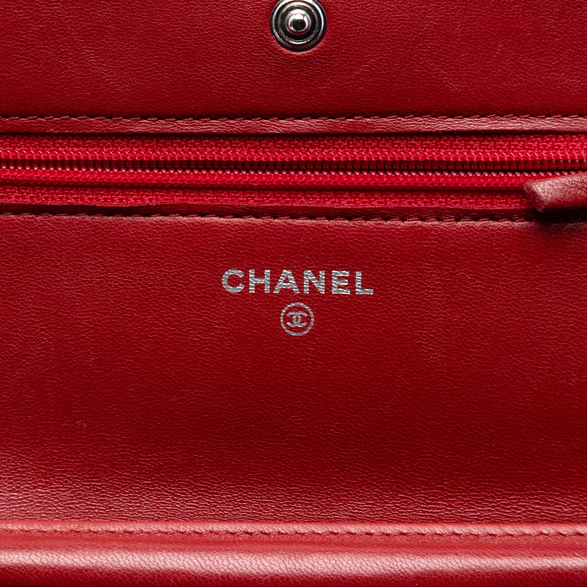 CC Quilted Lambskin Wallet on Chain - Image 5
