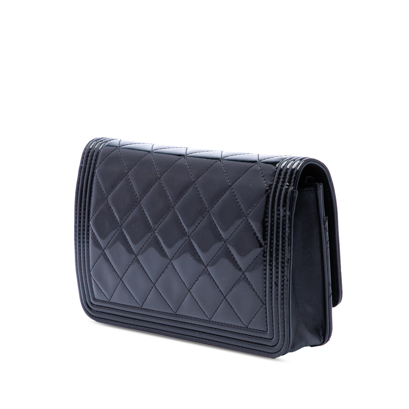 Quilted Patent Boy Wallet on Chain - Image 2