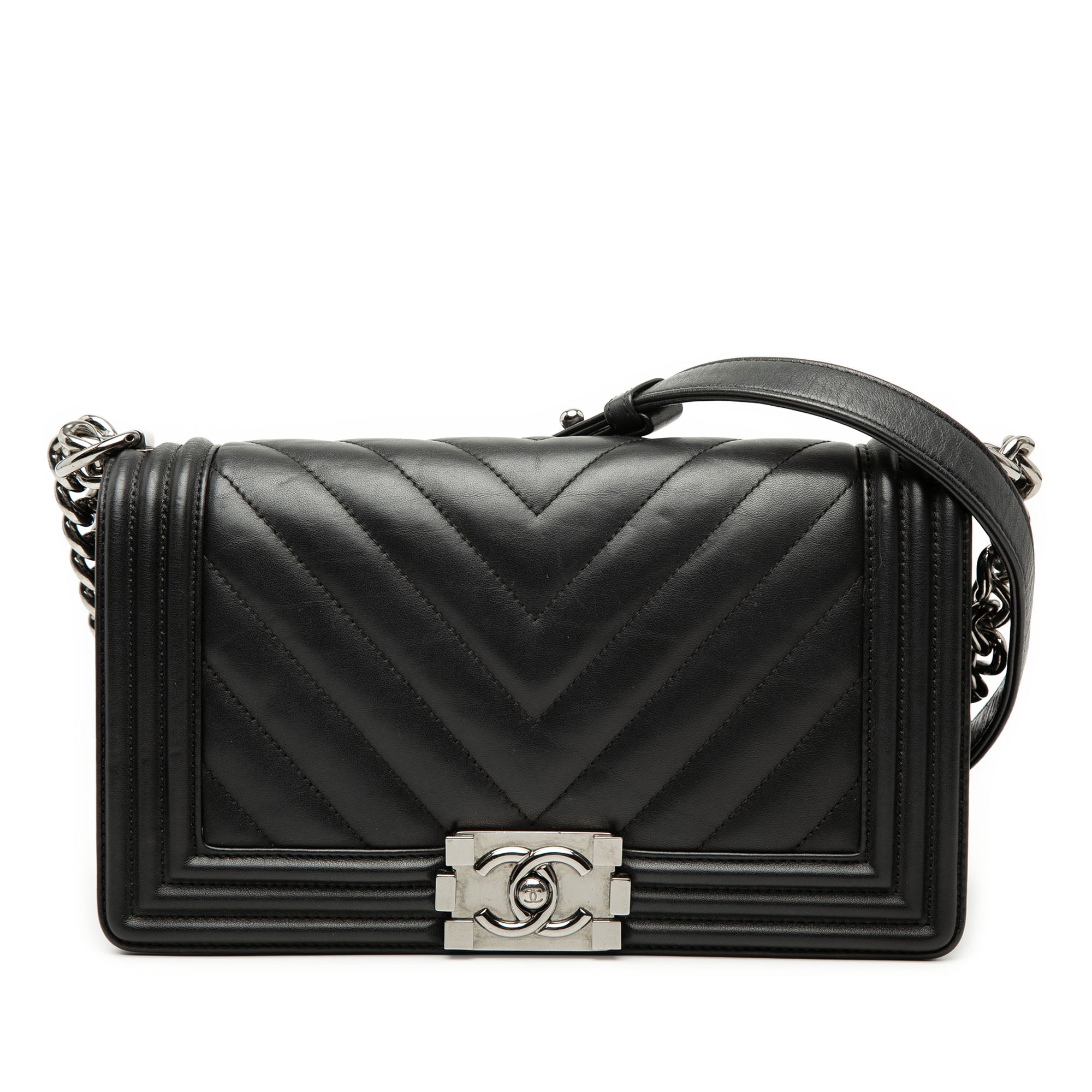 Old Medium Chevron Lambskin Boy Flap - Image 1