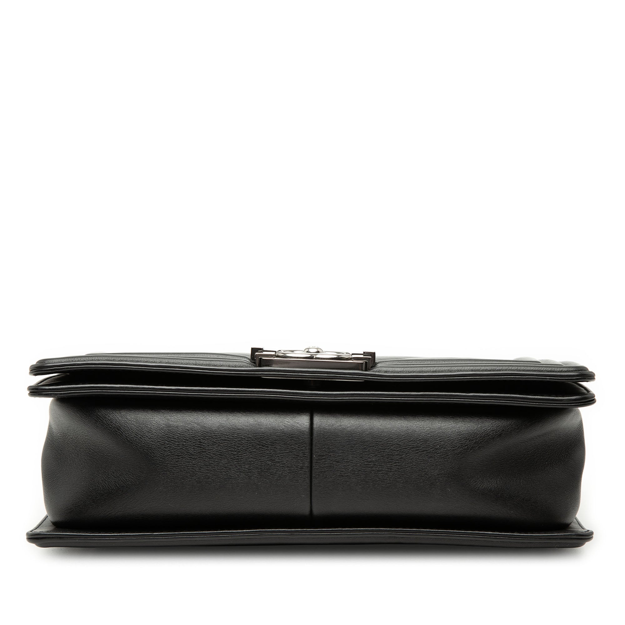 Old Medium Chevron Lambskin Boy Flap - Image 3