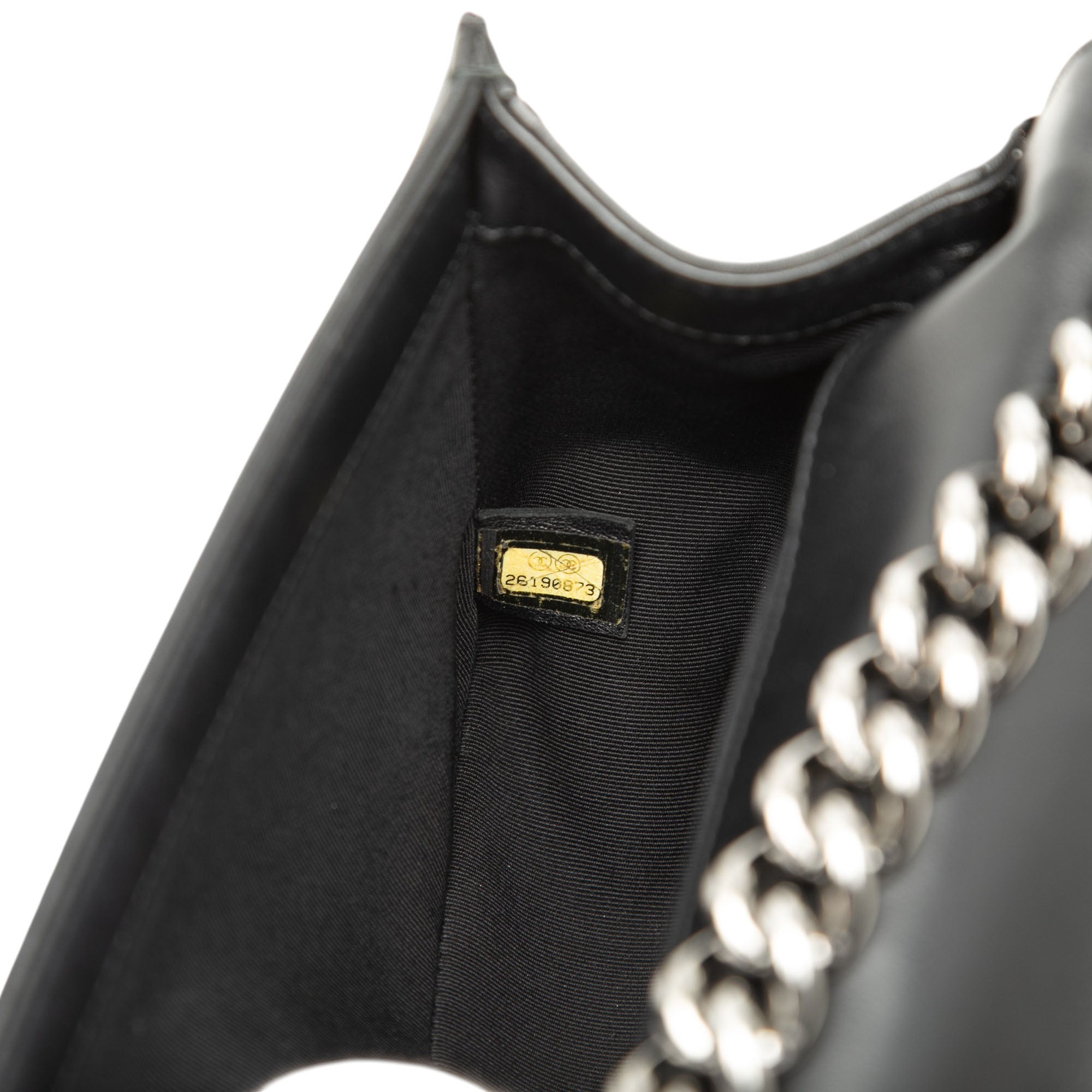 Old Medium Chevron Lambskin Boy Flap - Image 6