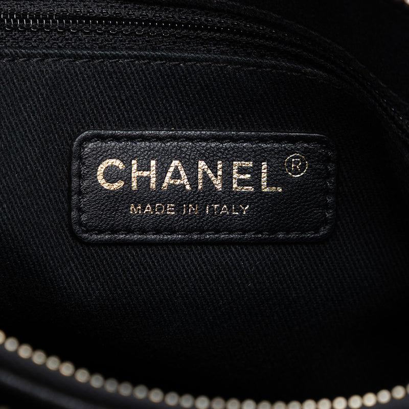 CC Quilted Patent Double Zip Camera Bag - Image 5