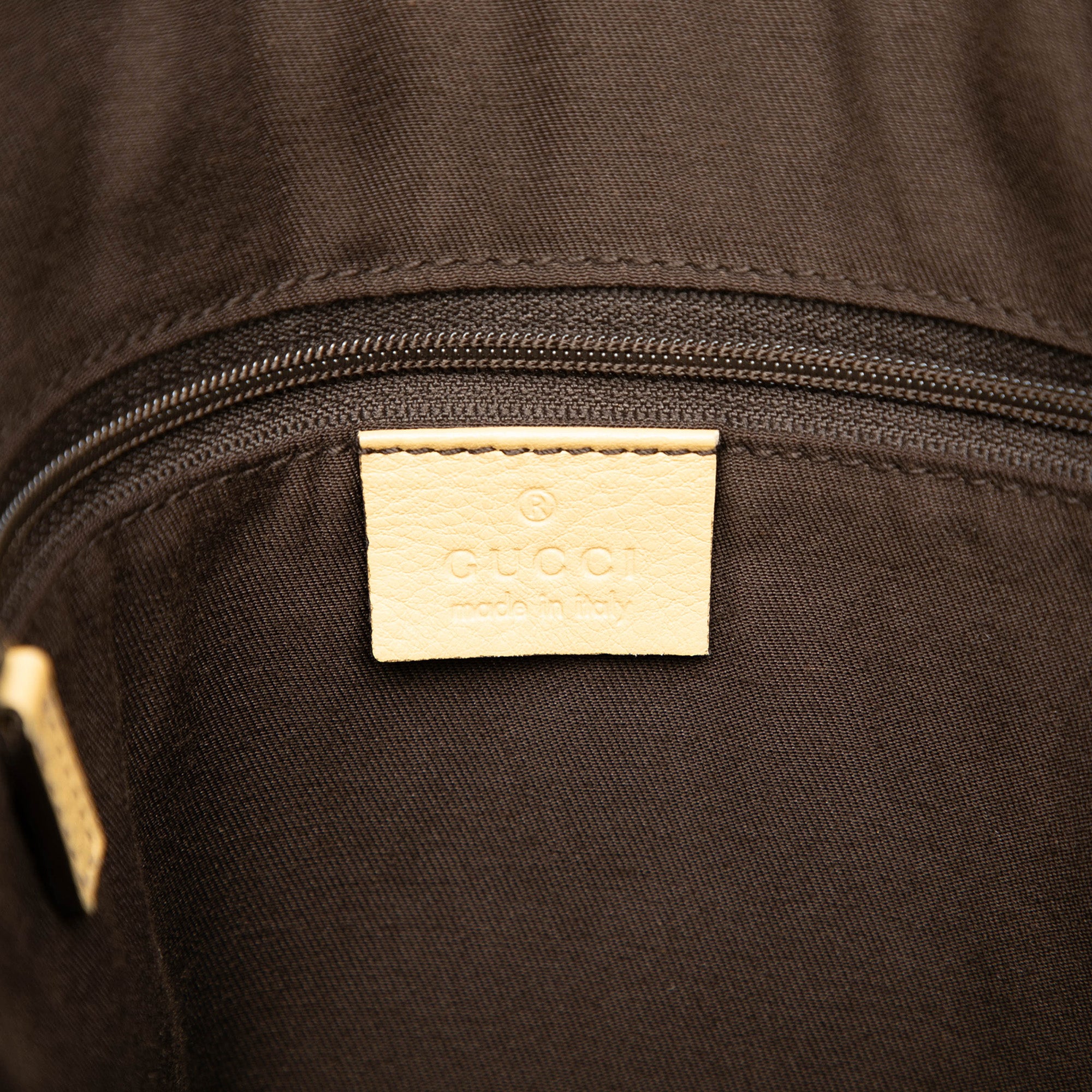 GG Canvas Abbey D Ring Crossbody - Image 5