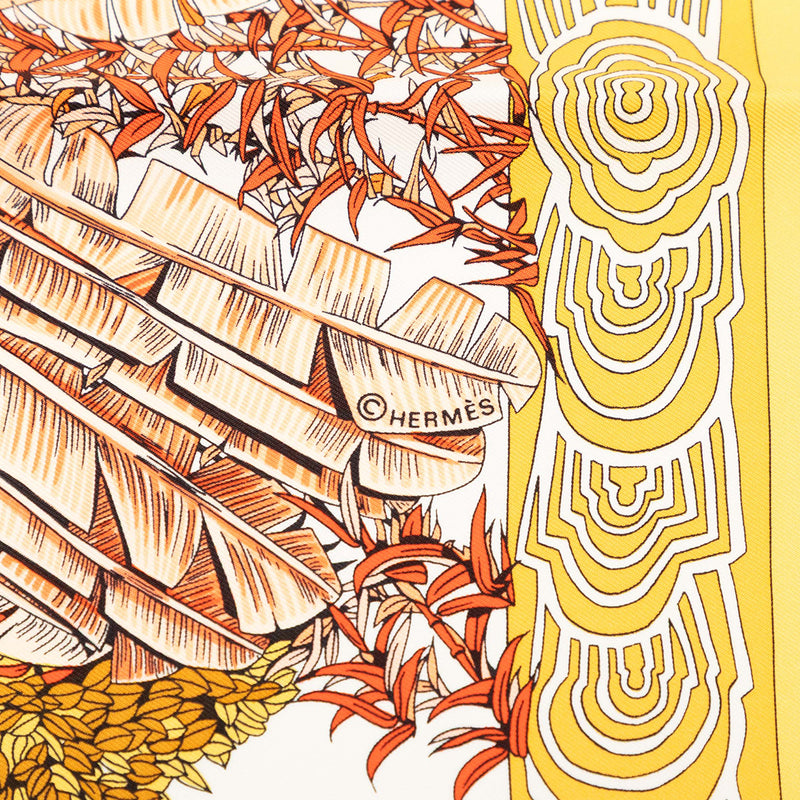 Les Legendes de l Arbre Silk Scarf 90 - Image 3