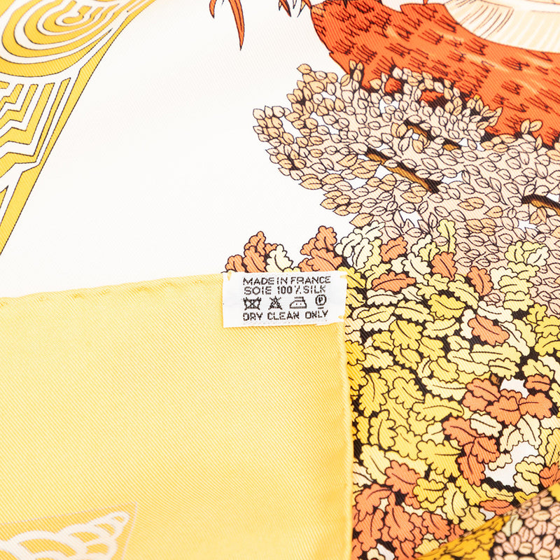 Les Legendes de l Arbre Silk Scarf 90 - Image 4