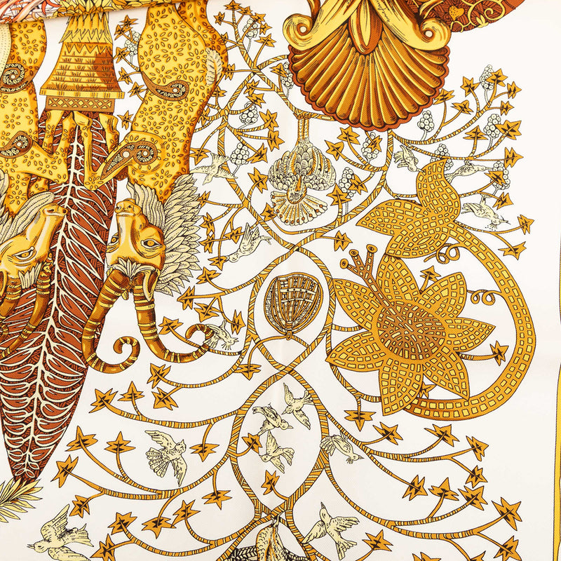 Les Legendes de l Arbre Silk Scarf 90 - Image 6