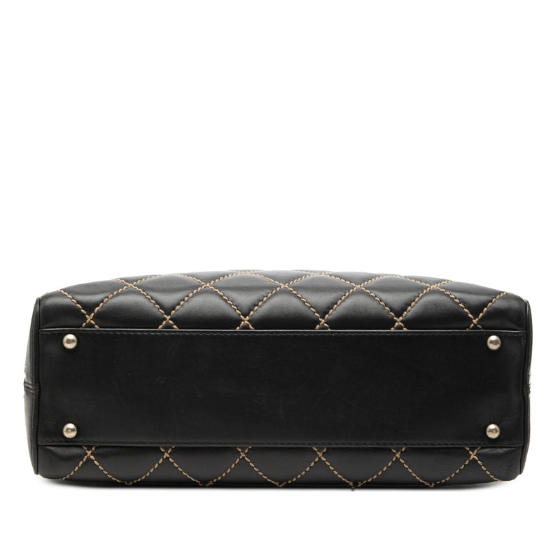 CC Lambskin Wild Stitch Handbag - Image 3