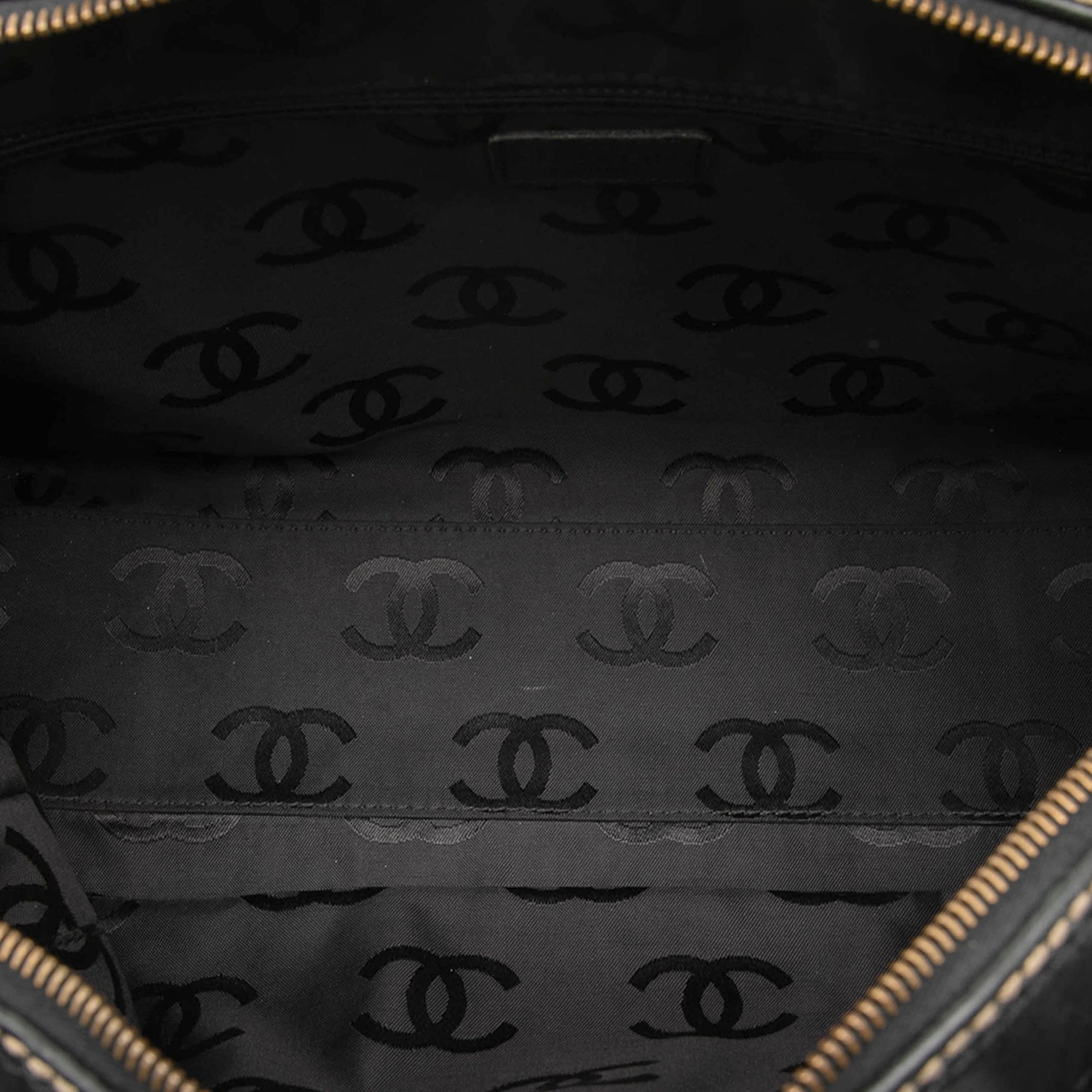 CC Lambskin Wild Stitch Handbag - Image 4
