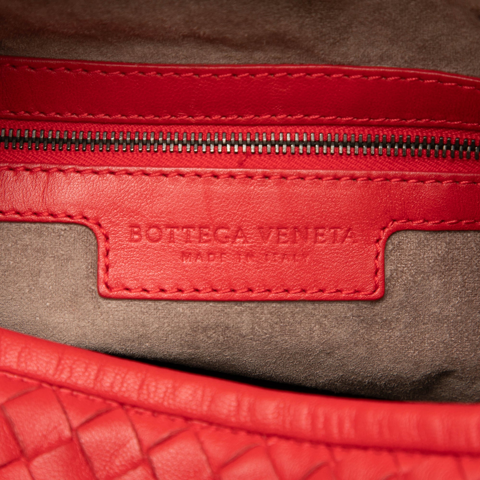 Medium Nappa Intrecciato Veneta Hobo - Image 5