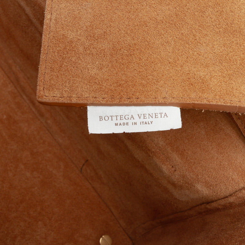 Grained Calfskin BV Angle Shoulder Bag - Image 6