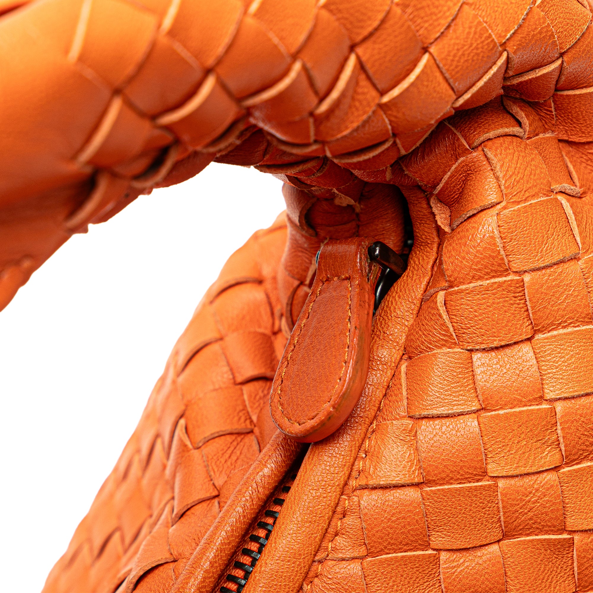 Medium Nappa Intrecciato Fuzzy Veneta Hobo - Image 8