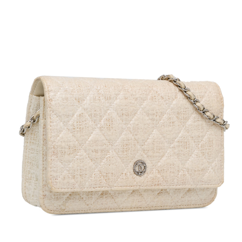 CC Coated Tweed Wallet On Chain - Image 2