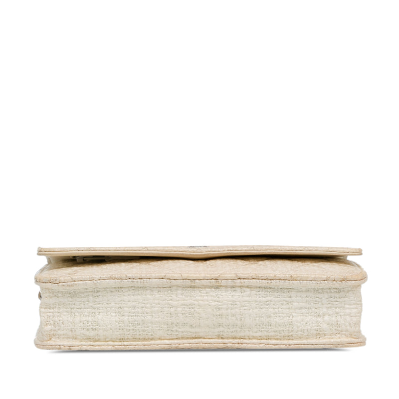 CC Coated Tweed Wallet On Chain - Image 4