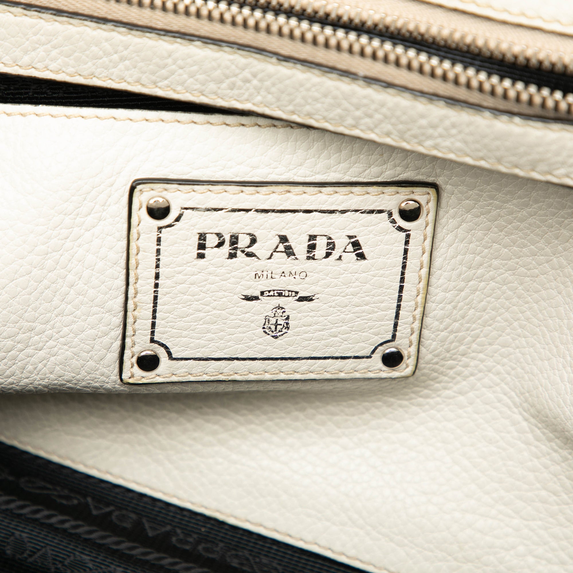 Vitello Daino Front Pocket Open Convertible Tote - Image 5