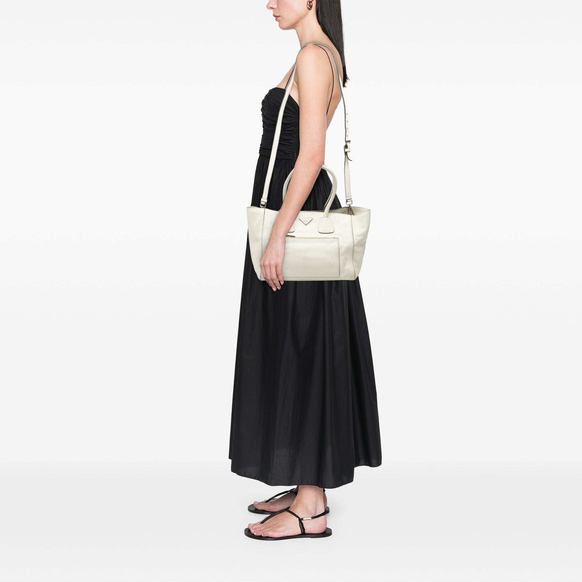 Vitello Daino Front Pocket Open Convertible Tote - Image 6