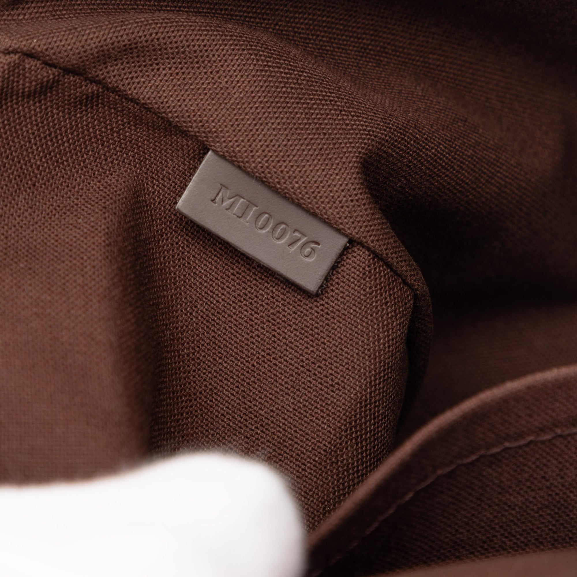 Damier Ebene Melville Reporter - Image 6