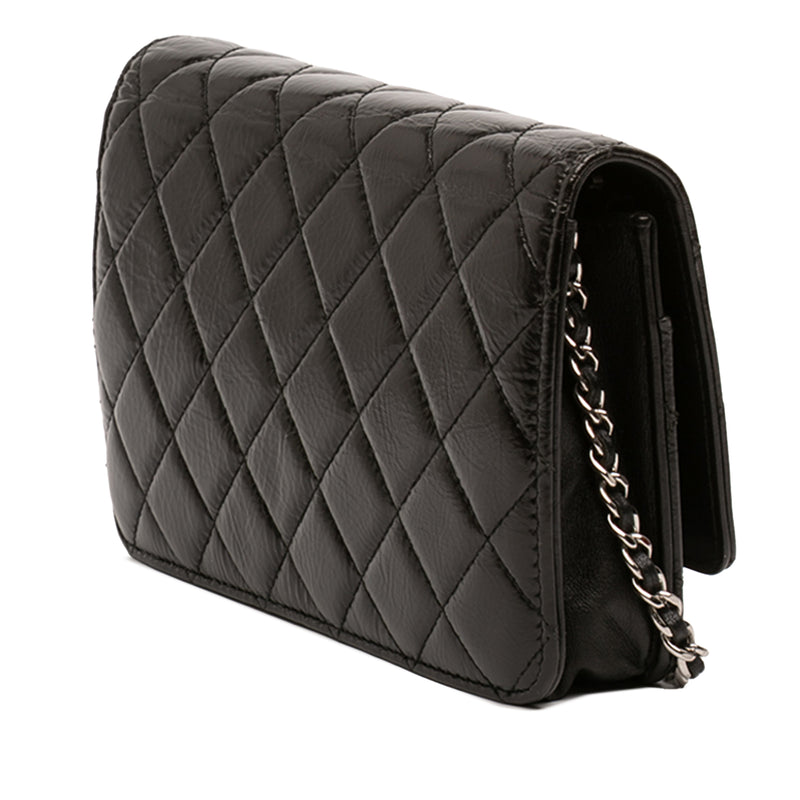 CC Quilted Crinkled Patent Wallet On Chain - Image 2