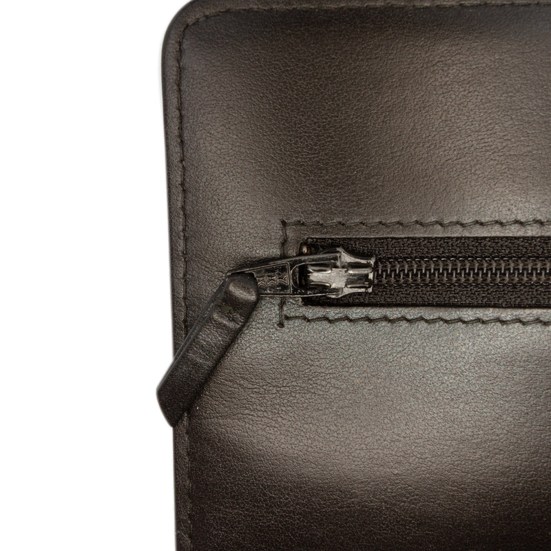 CC Quilted Crinkled Patent Wallet On Chain - Image 7