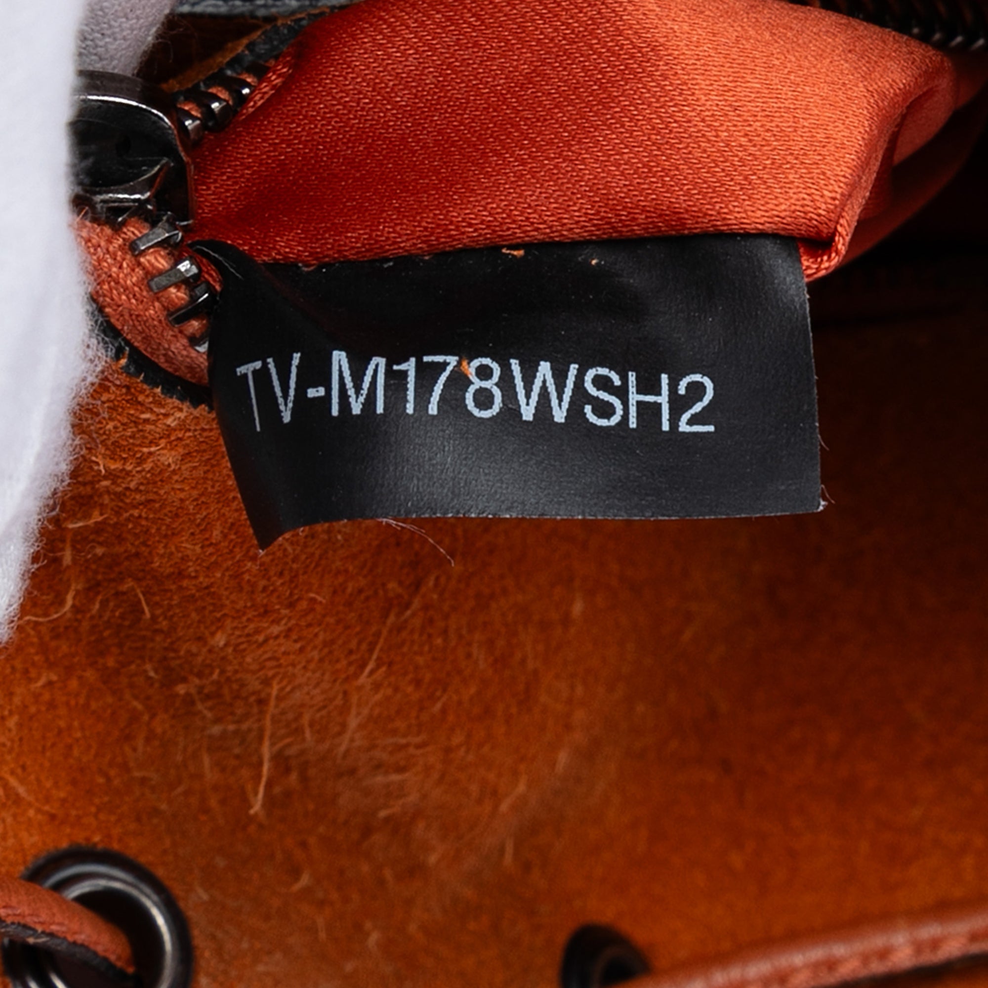 Grained Calfskin Rockstud Bucket Bag - Image 6