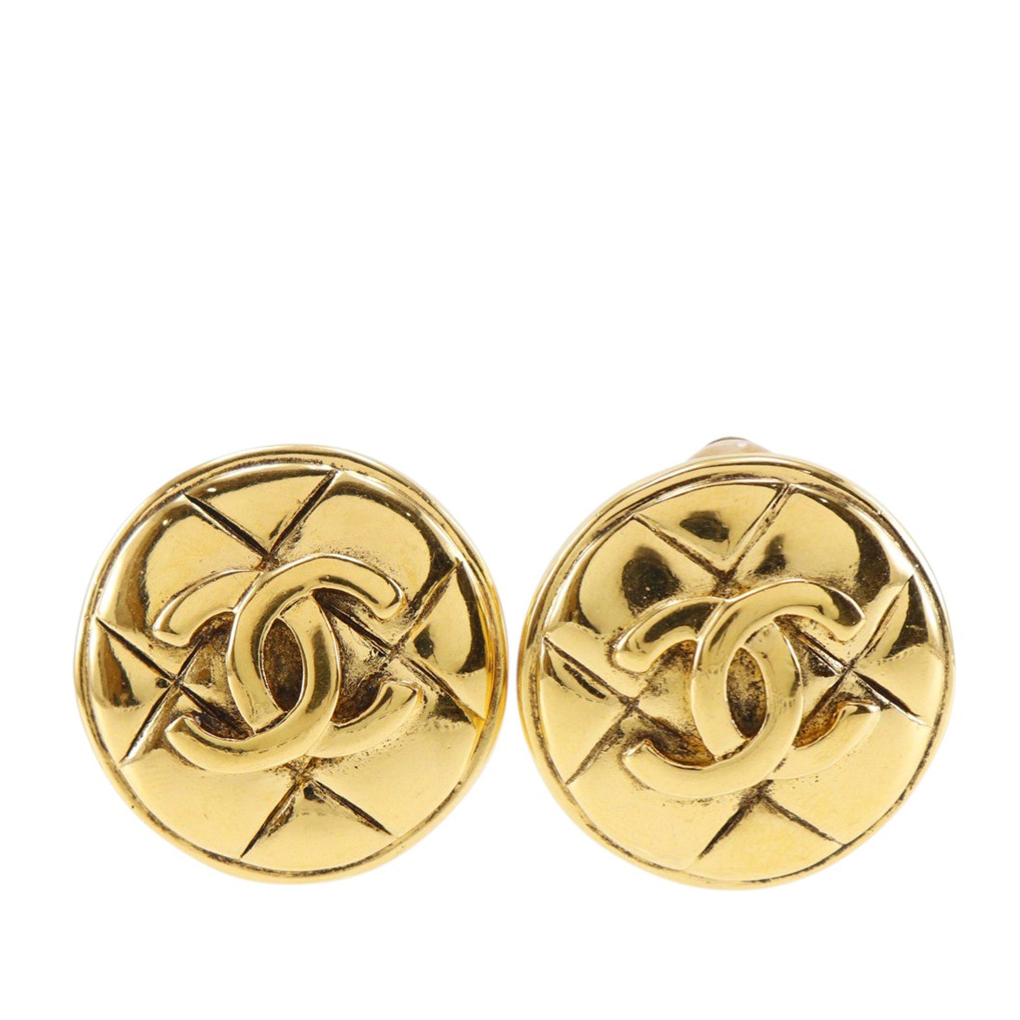 CC Gold Plated Quilted Round Clip On Earrings - Image 1